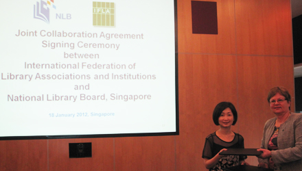 Elaine Ng, CEO NLB and Jennefer Nicholson, IFLA Secretary General